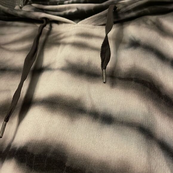 Seven jeans contrast Tie/tye die/dye hooded sweatshirt w/neck gaiter mask - Picture 6 of 7